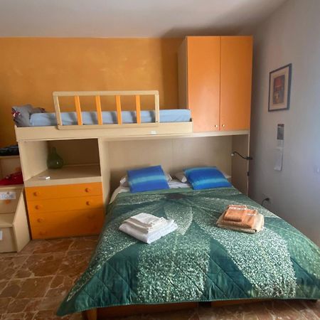 הוילה סקנדיצ'י Casa Di Simone מראה חיצוני תמונה